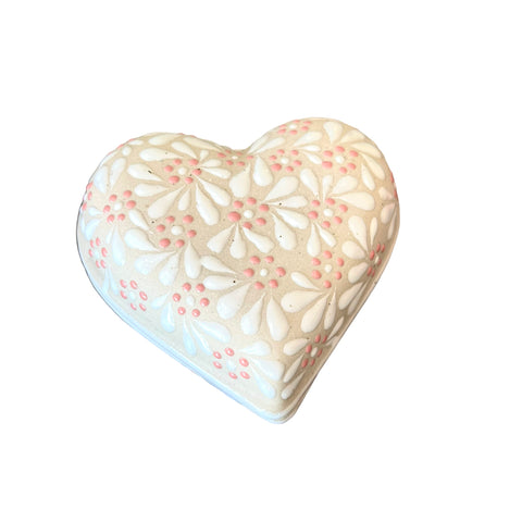 新品未使用　human made HEART CERAMICS TRAY HUMAN MADE - HEART CERAMICS TRAY (Release This Saturday DM