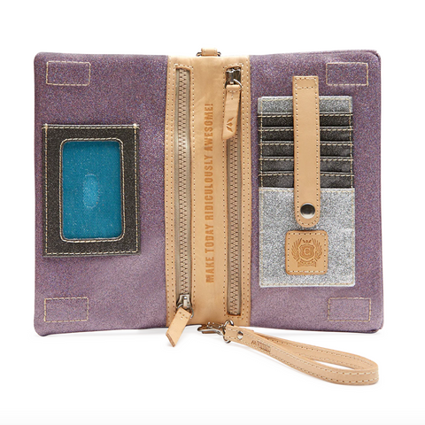 新しいスタイル Lyndz Uptown Crossbody by Consuela ヘアアクセサリー